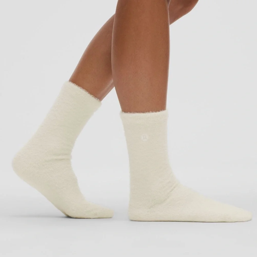 NWOT lululemon Unisex Fuzzy Crew Socks
